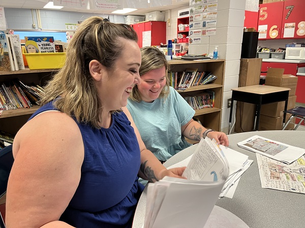 Cooperating Teachers Collaborating at Table