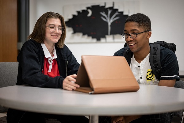 Students with Tablet