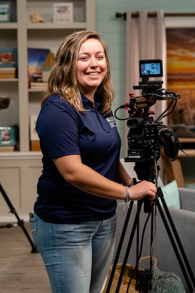 Sophia Peach (Class of 2022, Communication Studies), won USCB’s first Southeast Emmy Student Production Award for her video production entitled “Play Like A Girl: An Equitable Sports Broadcasting Production of USCB Softball vs. Ave Maria.” Sophia Peach (Class of 2022, Communication Studies), won USCB’s first Southeast Emmy Student Production Award for her video production entitled “Play Like A Girl: An Equitable Sports Broadcasting Production of USCB Softball vs. Ave Maria.”