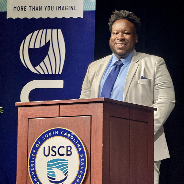 Jalen Manor - Key Note Speaker Jalen Manor Clinical Assistant Professor of Nursing, gave the keynote address at the nurse pinning ceremony.
