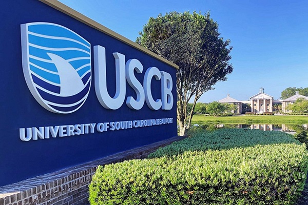 USCB Sign USCB sign on the Bluffton campus