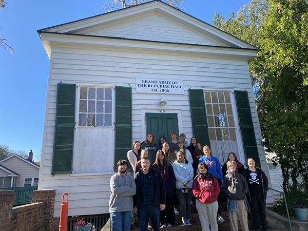 Students outside grand hall beaufort